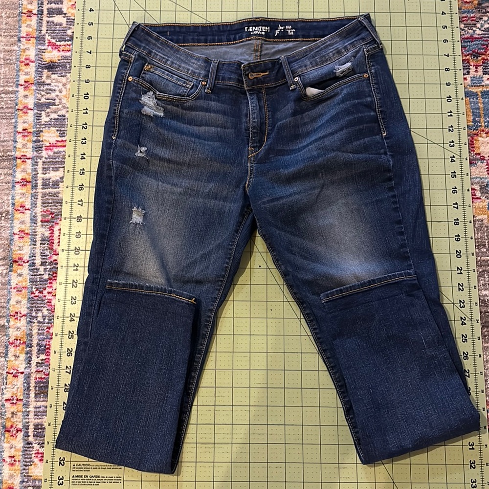Denizen from Levi’s Cropped distressed jeans